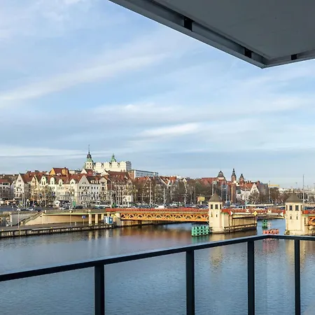 River View Terrace With Ac & Parking By Renters *