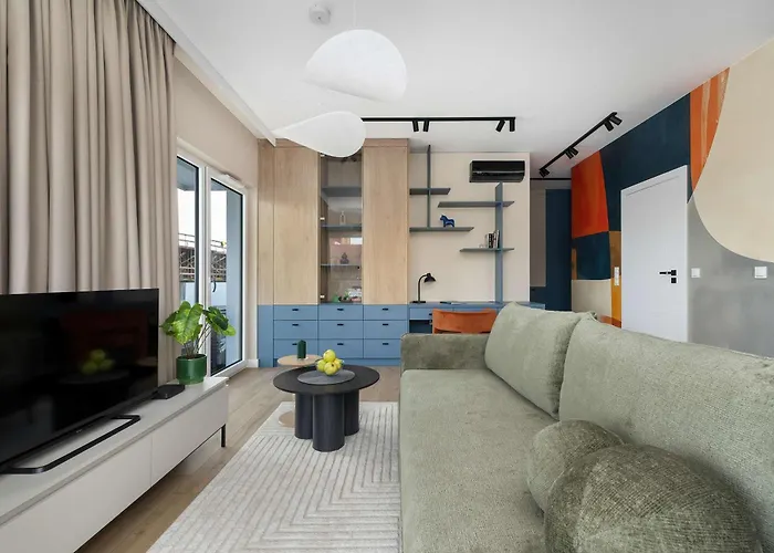 River View Terrace With Ac & Parking By Renters